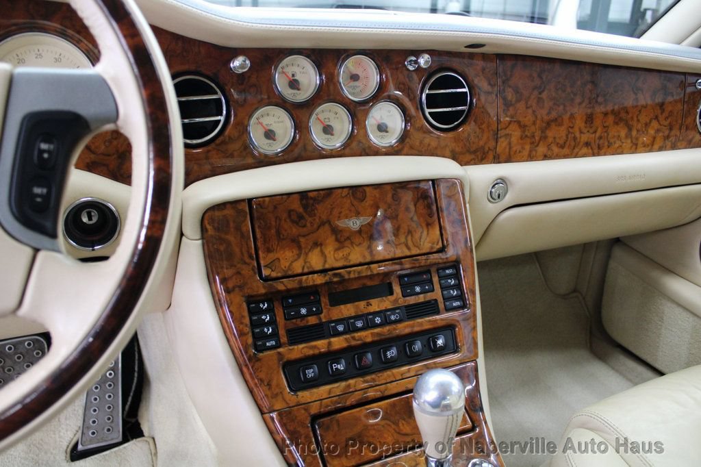 Used 2004 Bentley Arnage T RWD image 27