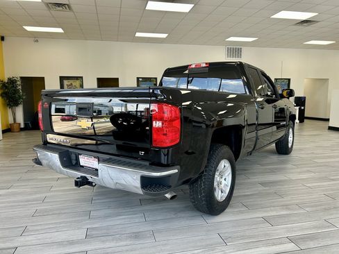 Used 2017 Chevrolet Silverado 1500 LT w/ LT Fleet Convenience Package RWD image 6