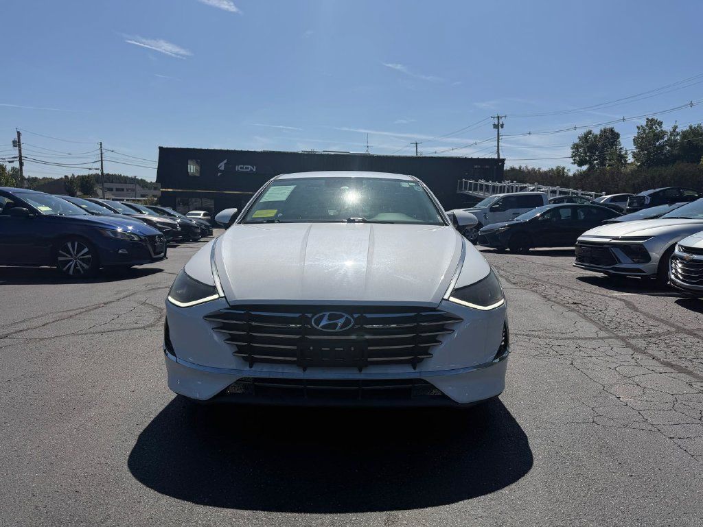 Used 2022 Hyundai Sonata SE FWD image 8