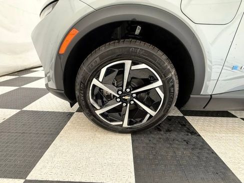 New 2026 Chevrolet Equinox EV LT FWD image 10