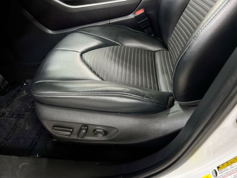 Used 2022 Toyota Highlander XSE image 18