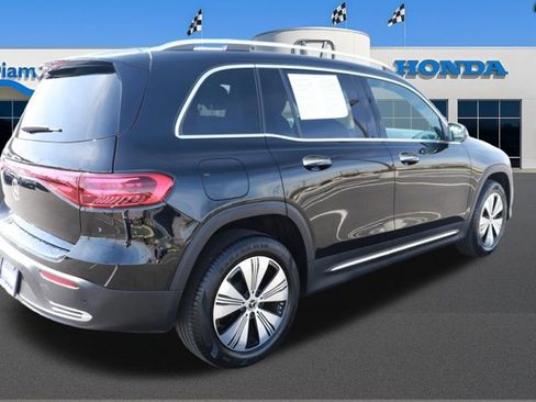 Used 2024 Mercedes-Benz EQB 250+ image 7
