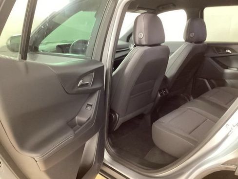 Used 2026 Chevrolet Equinox LT AWD/4WD image 21