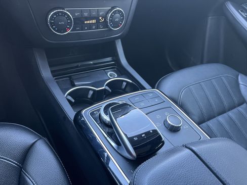 Used 2018 Mercedes-Benz GLS 450 4MATIC image 13