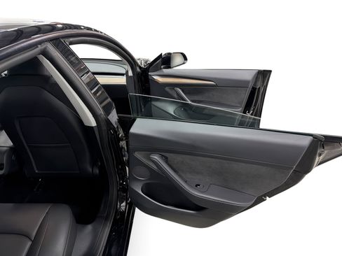 Certified 2023 Tesla Model 3 Standard Range RWD image 12