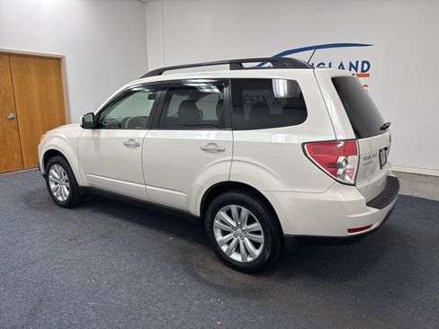 Used 2013 Subaru Forester 2.5X Premium image 2