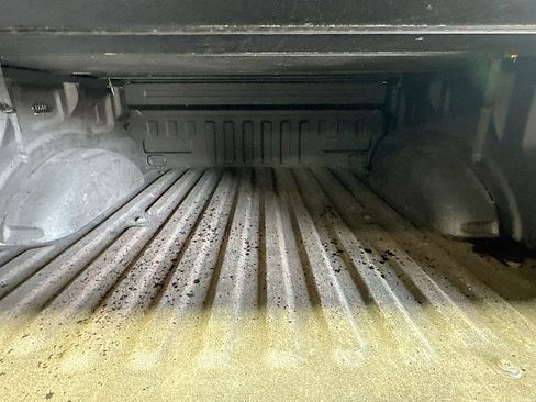 Used 2019 Ford F150 XLT image 23