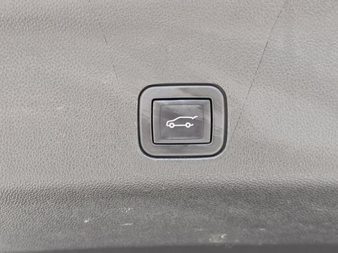 Used 2023 Chevrolet Tahoe LT AWD/4WD image 12