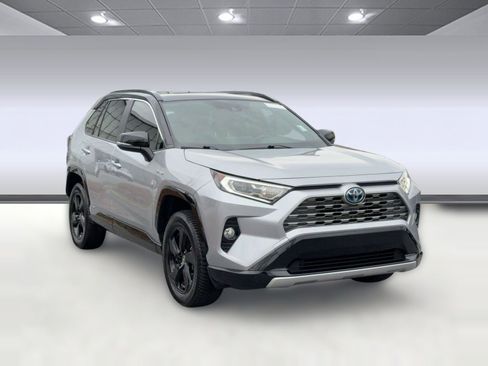Used 2021 Toyota RAV4 XSE image 7