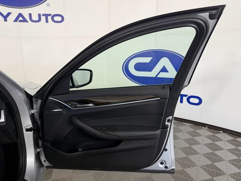 Used 2020 BMW 530i 530i w/ Convenience Package image 11