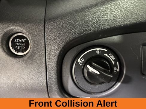 Used 2023 Nissan Frontier PRO-4X w/ Technology Package image 13