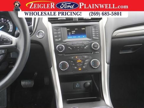 Used 2018 Ford Fusion S image 14