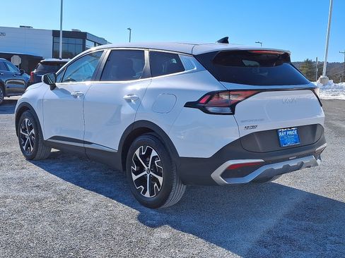 Used 2023 Kia Sportage EX FWD image 4