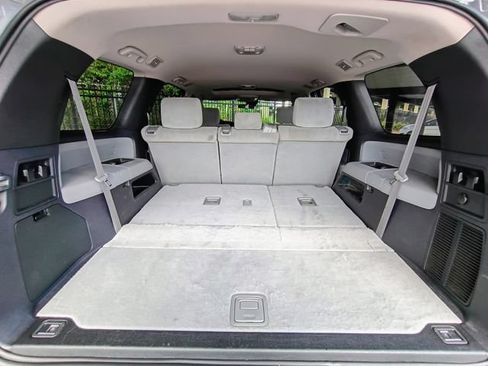 Used 2020 Toyota Sequoia SR5 RWD image 75