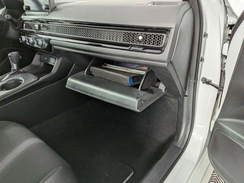 Used 2023 Honda Civic Sport image 29