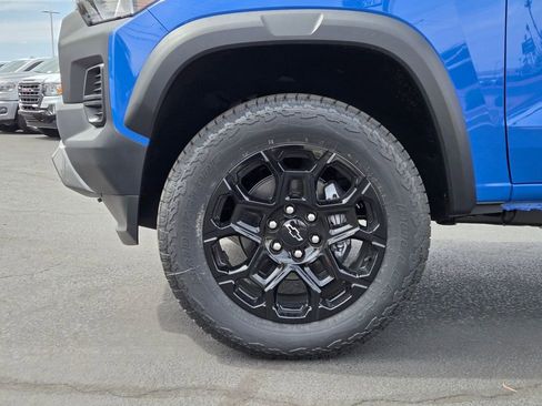 New 2026 Chevrolet Colorado Trail Boss AWD/4WD image 5
