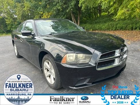 Used 2012 Dodge Charger SE RWD image 1