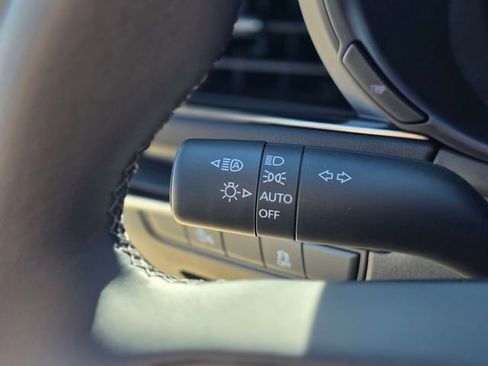 New 2026 MAZDA MAZDA3 Carbon image 31