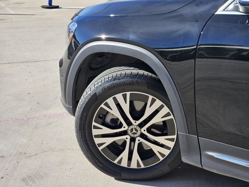 Certified 2025 Mercedes-Benz GLB 250 4MATIC image 5