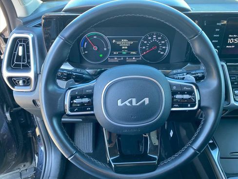 Certified 2023 Kia Sorento EX image 11