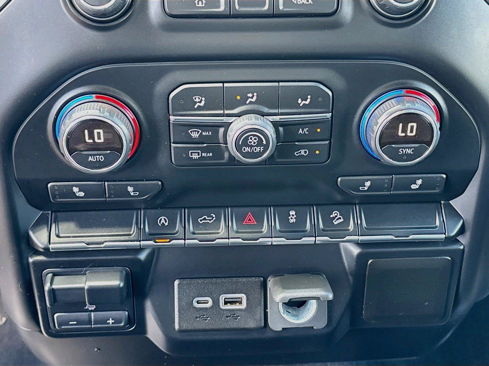 Used 2019 Chevrolet Silverado 1500 RST AWD/4WD image 15