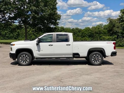 New 2026 Chevrolet Silverado 2500 Custom w/ Custom Value Package AWD/4WD image 4