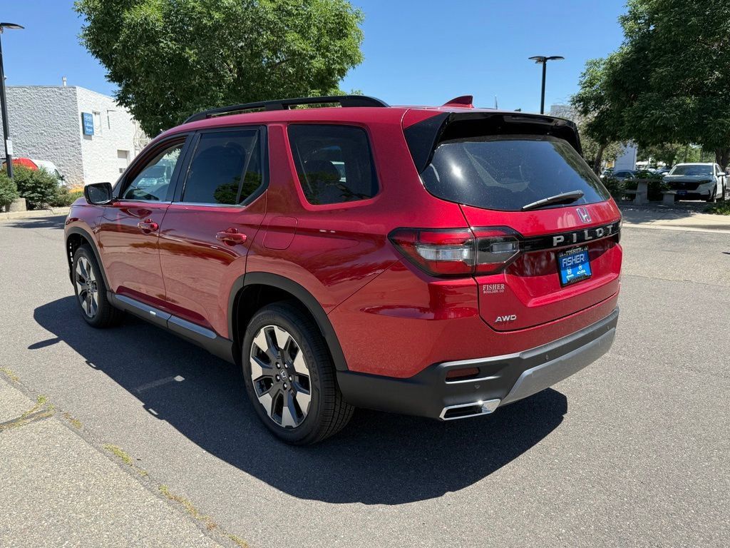 New 2026 Honda Pilot Touring image 7