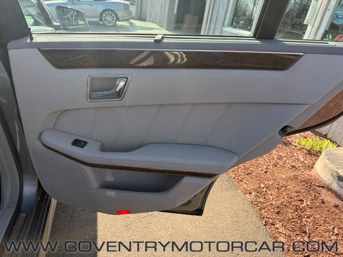 Used 2011 Mercedes-Benz E 350 4MATIC image 47