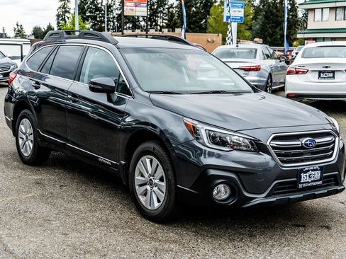 Used 2019 Subaru Outback 2.5i Premium w/ Popular Package #2 AWD/4WD image 6