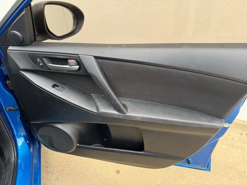 Used 2012 MAZDA MAZDA3 i Touring FWD image 17