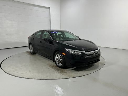 Used 2016 Honda Civic LX image 2