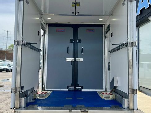 Used 2023 Ford E-350 and Econoline 350 Super Duty w/ Power Windows & Locks Group RWD image 10