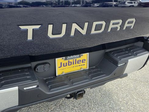 Used 2023 Toyota Tundra Capstone AWD/4WD image 39