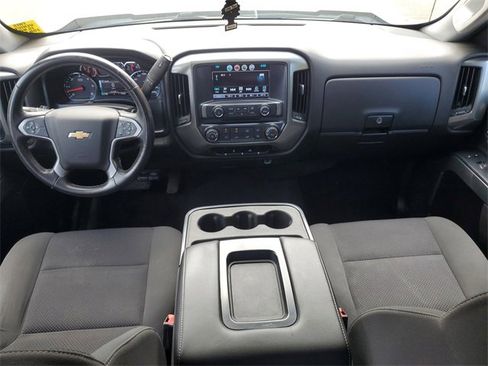 Used 2018 Chevrolet Silverado 1500 LT image 24