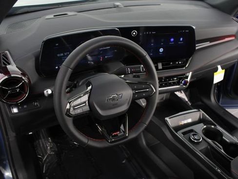 New 2026 Chevrolet Equinox RS w/ Convenience Package III image 8