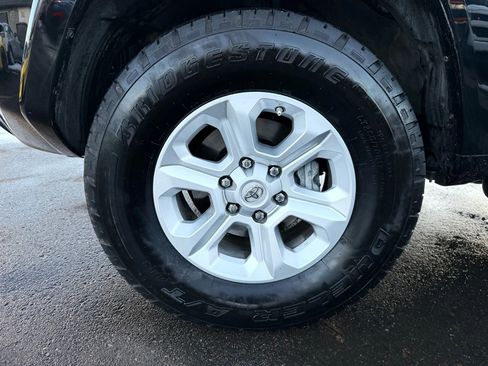 Used 2021 Toyota 4Runner SR5 Premium w/ Moonroof Package image 40