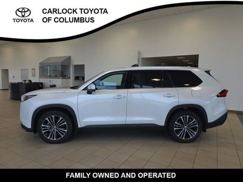 Used 2024 Toyota Grand Highlander AWD Hybrid image 1
