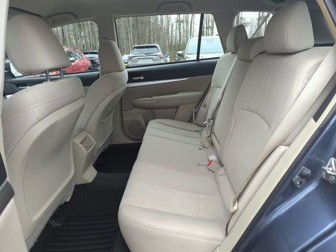 Used 2014 Subaru Outback 2.5i w/ Alloy Wheel Package AWD/4WD image 28