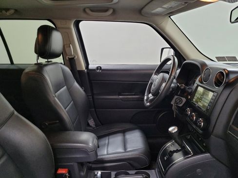 Used 2016 Jeep Patriot High Altitude AWD/4WD image 21