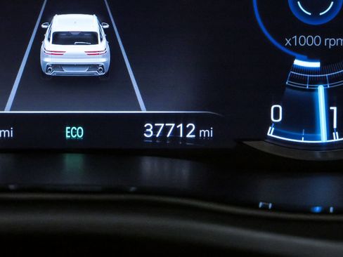 Certified 2023 Genesis GV70 2.5T AWD/4WD image 22