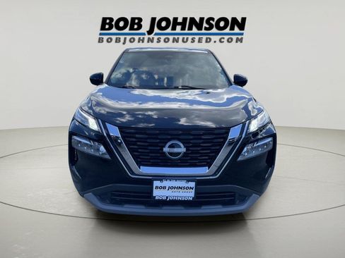Used 2023 Nissan Rogue SV AWD/4WD image 2