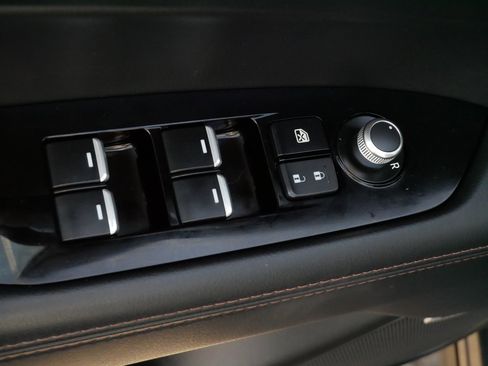 Used 2023 MAZDA CX-5 AWD 2.5 S w/ Premium Package image 19