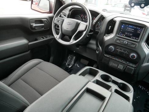 Certified 2024 Chevrolet Silverado 1500 Custom Trail Boss w/ Turbomax Blackout Package AWD/4WD image 9