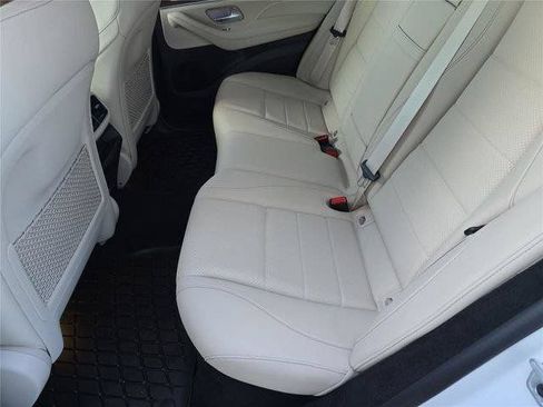 Certified 2025 Mercedes-Benz GLE 450 4MATIC image 18