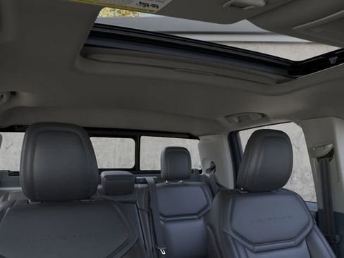 New 2026 Ford Maverick Lariat image 12