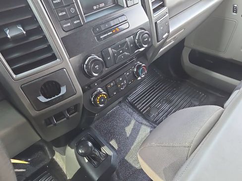 Used 2017 Ford F350 XL w/ Power Equipment Group AWD/4WD image 15