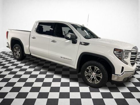 Certified 2025 GMC Sierra 1500 SLT image 1