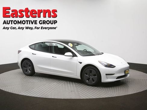 Used 2023 Tesla Model 3 Standard Range image 43