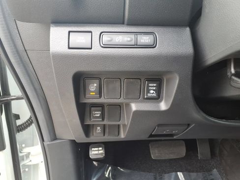 New 2026 Nissan Frontier SV AWD/4WD image 15