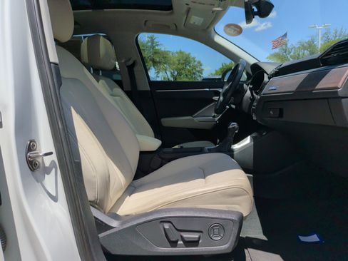 Used 2019 Audi Q3 2.0T Premium Plus AWD/4WD image 33